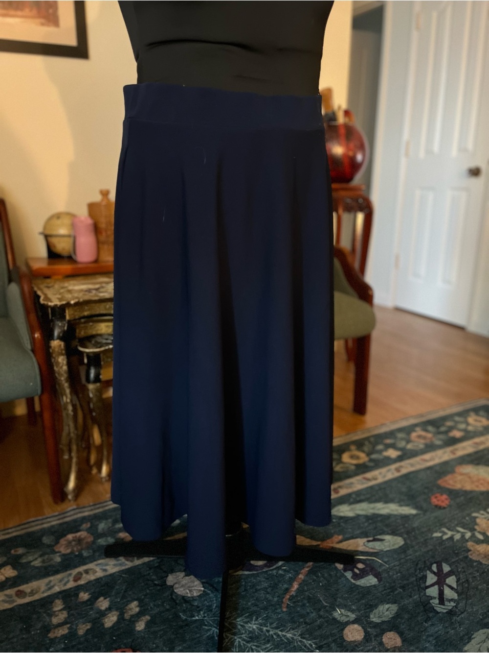 White Mark Navy Maxi Skirt